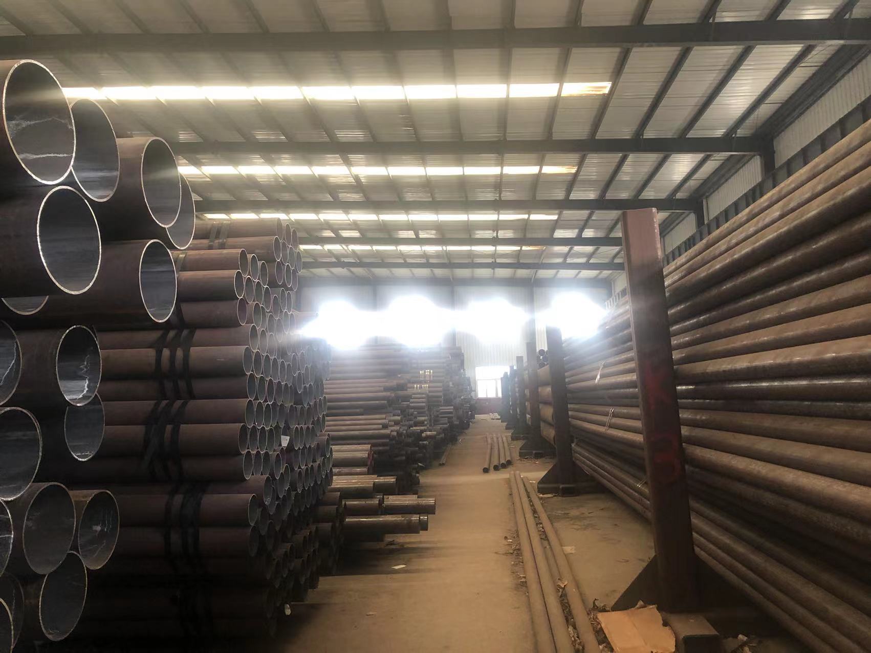 �Ϻ�15CrMoG�o�p䓹�&nbsp;����͸ߜغϽ��219*18�r��